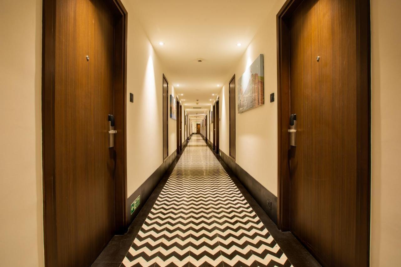 Lemon Tree Premier City Center Pune Exteriör bild