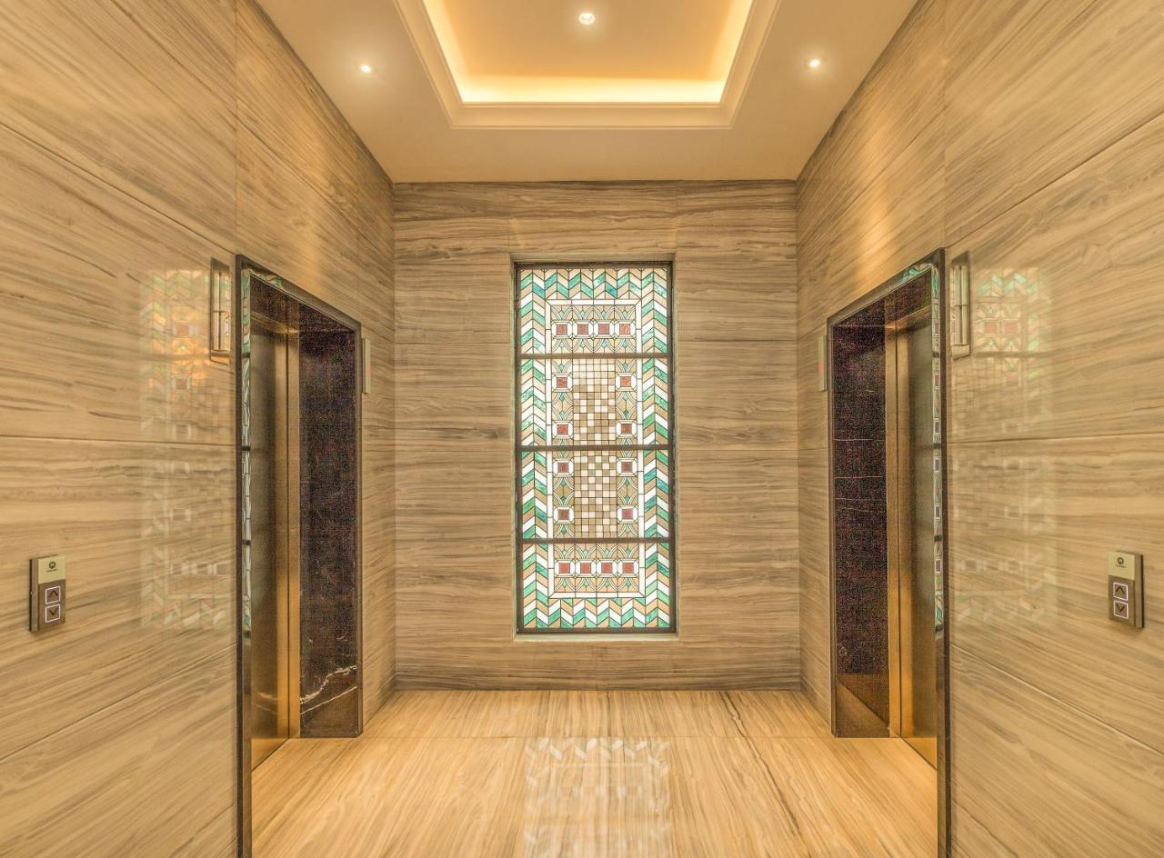 Lemon Tree Premier City Center Pune Exteriör bild